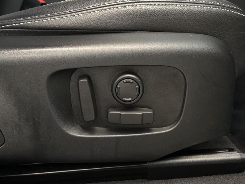 2023 (23) LAND ROVER RANGE ROVER VELAR 2.0 D200 R-Dynamic S 5dr Auto 5306813