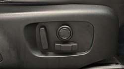 2023 (23) LAND ROVER RANGE ROVER VELAR 2.0 D200 R-Dynamic S 5dr Auto 5306813