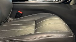 2023 (23) LAND ROVER RANGE ROVER VELAR 2.0 D200 R-Dynamic S 5dr Auto 5306814