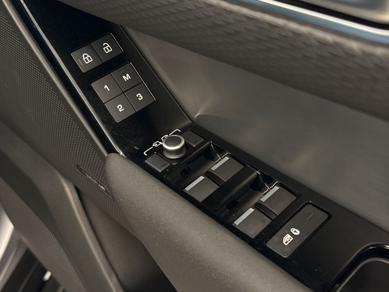 2023 (23) LAND ROVER RANGE ROVER VELAR 2.0 D200 R-Dynamic S 5dr Auto 5306812