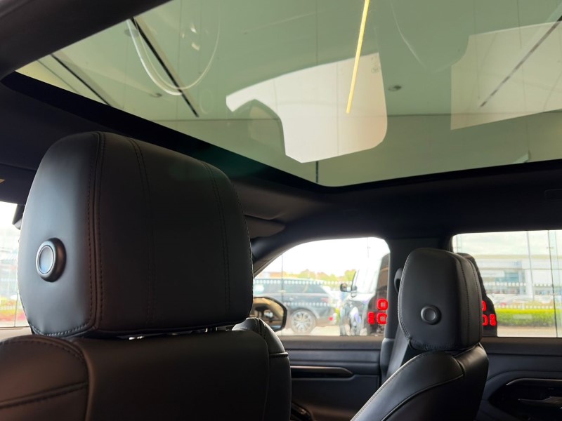 2020 (70) LAND ROVER RANGE ROVER EVOQUE 2.0 D180 R-Dynamic HSE 5dr Auto 5312758