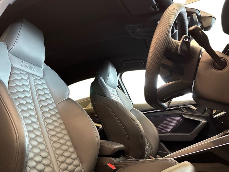 2025 (25) AUDI RS3 RS 3 TFSI Quattro Carbon Black 4dr S Tronic 5304667