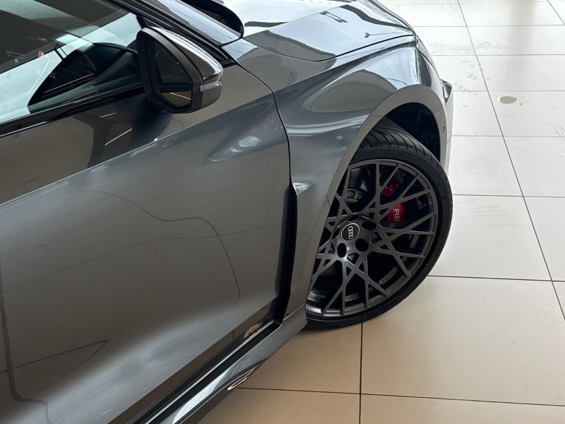 2025 (25) AUDI RS3 RS 3 TFSI Quattro Carbon Black 4dr S Tronic 5304689