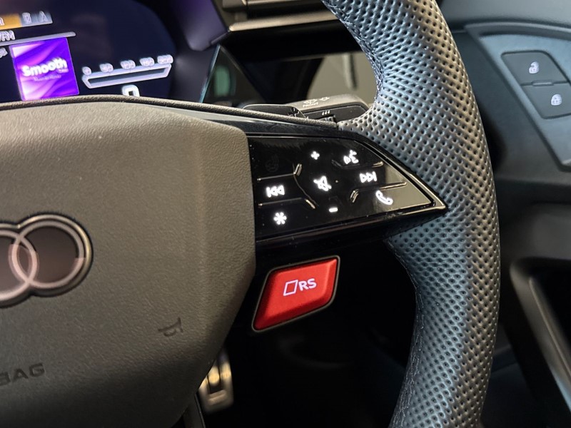 2025 (25) AUDI RS3 RS 3 TFSI Quattro Carbon Black 4dr S Tronic 5304670