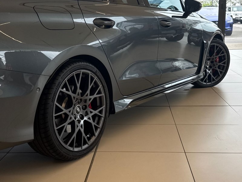 2025 (25) AUDI RS3 RS 3 TFSI Quattro Carbon Black 4dr S Tronic 5304688