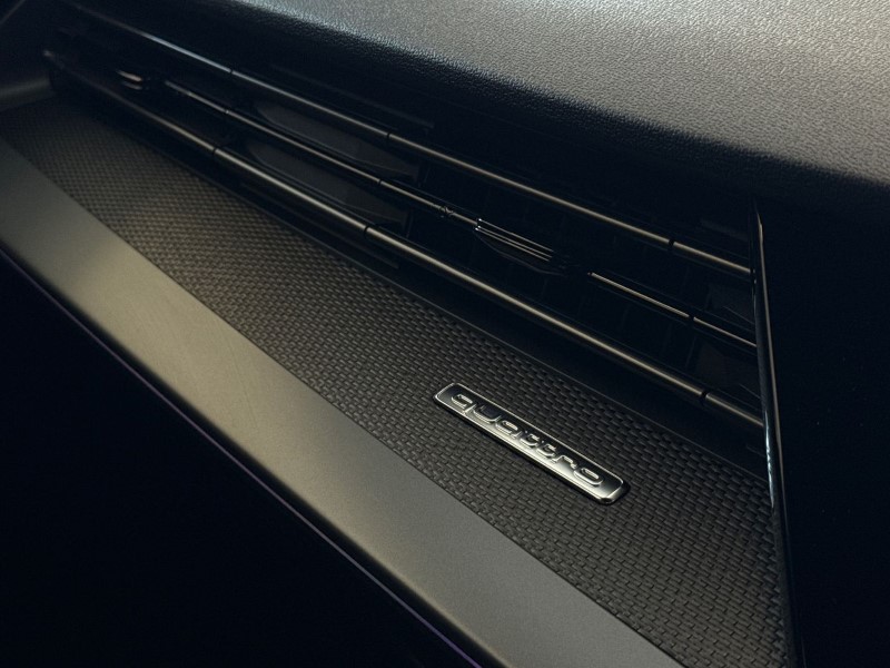 2025 (25) AUDI RS3 RS 3 TFSI Quattro Carbon Black 4dr S Tronic 5304676