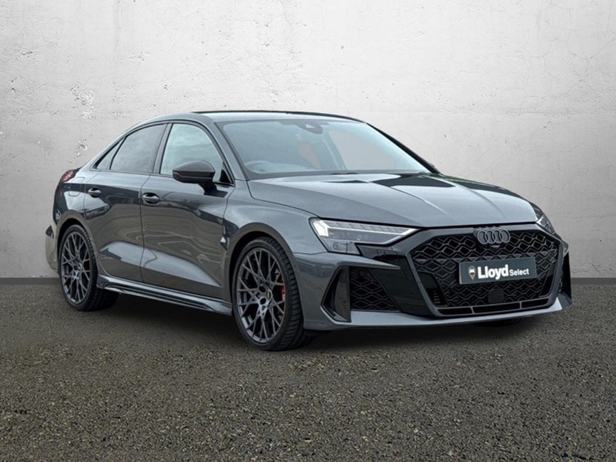 2025 (25) AUDI RS3 RS 3 TFSI Quattro Carbon Black 4dr S Tronic
