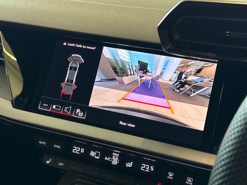 2025 (25) AUDI RS3 RS 3 TFSI Quattro Carbon Black 4dr S Tronic 5304654