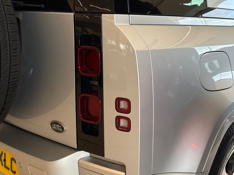 2022 (72) LAND ROVER DEFENDER 3.0 D250 XS Edition 110 5dr Auto 5341293