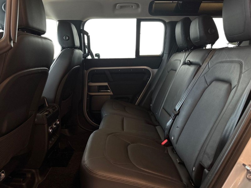 2022 (72) LAND ROVER DEFENDER 3.0 D250 XS Edition 110 5dr Auto 5341252