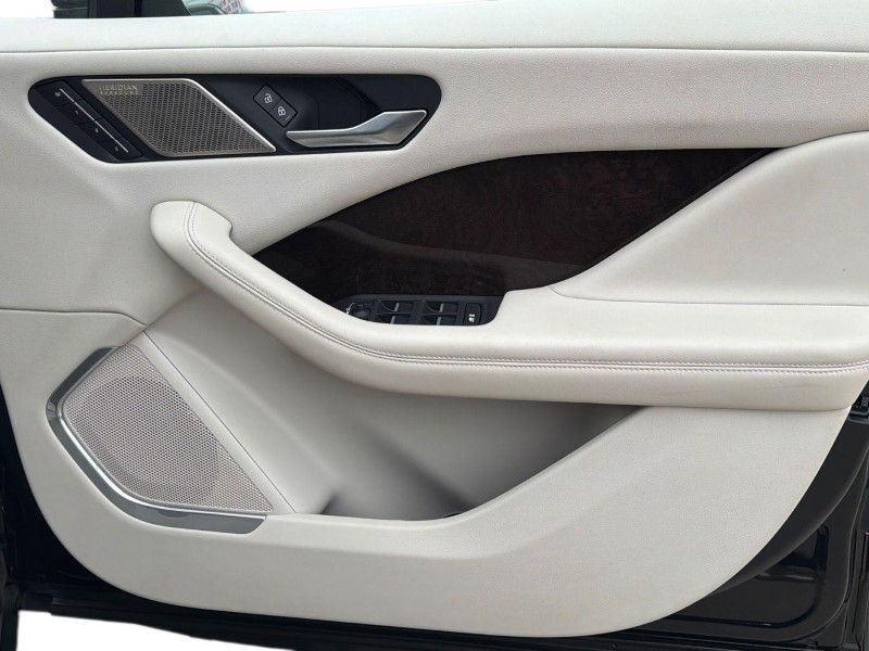 2023 (23) JAGUAR I-PACE 294kW EV400 HSE Black 90kWh 5dr Auto 11kW Charger 5311984