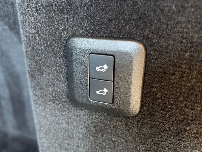 2020 (20) LAND ROVER RANGE ROVER SPORT 5.0 V8 S/C 575 SVR 5dr Auto 5316313