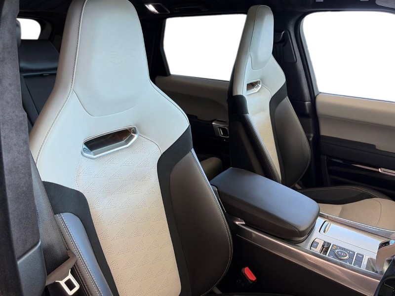 2020 (20) LAND ROVER RANGE ROVER SPORT 5.0 V8 S/C 575 SVR 5dr Auto 5316318