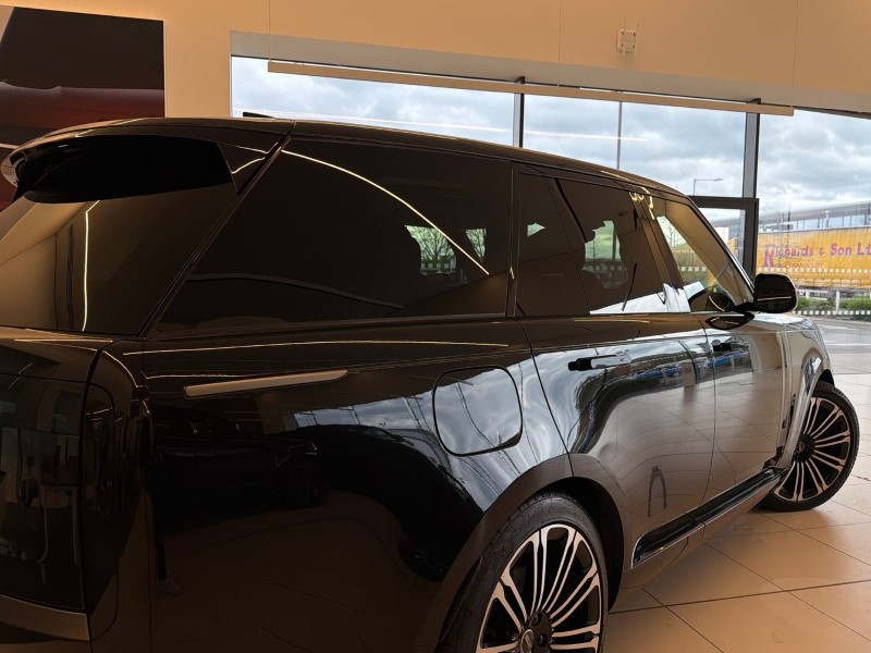 2024 (74) LAND ROVER RANGE ROVER 3.0 D300 SE 4dr Auto 5295325