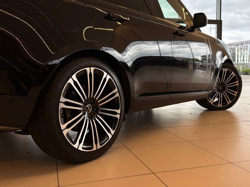 2024 (74) LAND ROVER RANGE ROVER 3.0 D300 SE 4dr Auto 5295322