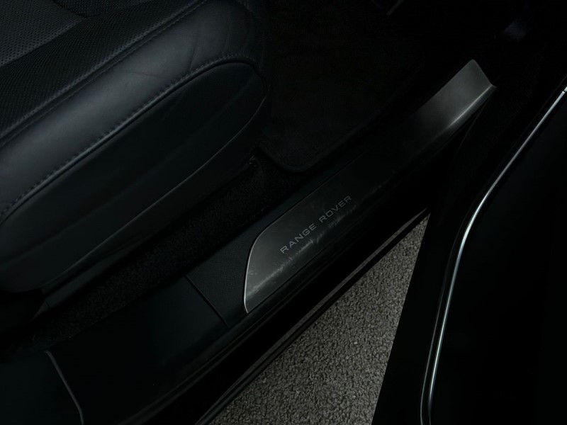 2024 (74) LAND ROVER RANGE ROVER 3.0 D300 SE 4dr Auto 5295312