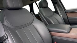 2024 (74) LAND ROVER RANGE ROVER 3.0 D300 SE 4dr Auto 5295300