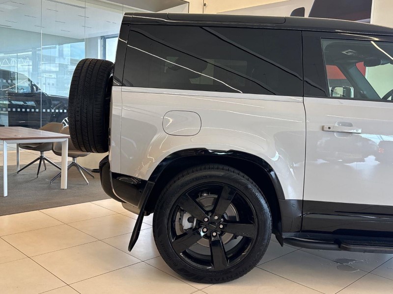 2026 (26) LAND ROVER DEFENDER 3.0 D350 X-Dynamic HSE 90 3dr Auto 5901910