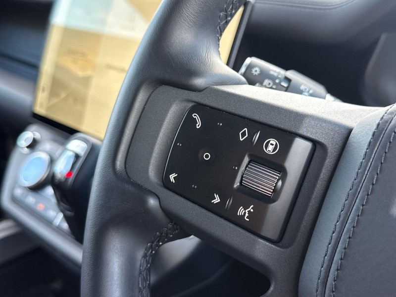 2026 (26) LAND ROVER DEFENDER 3.0 D350 X-Dynamic HSE 90 3dr Auto 5901886