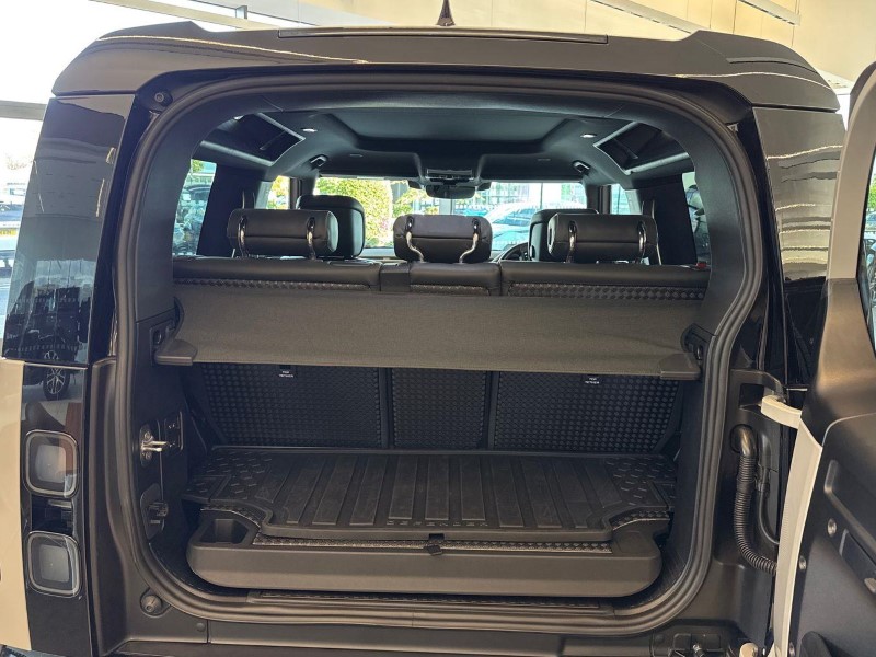 2026 (26) LAND ROVER DEFENDER 3.0 D350 X-Dynamic HSE 90 3dr Auto 5901868