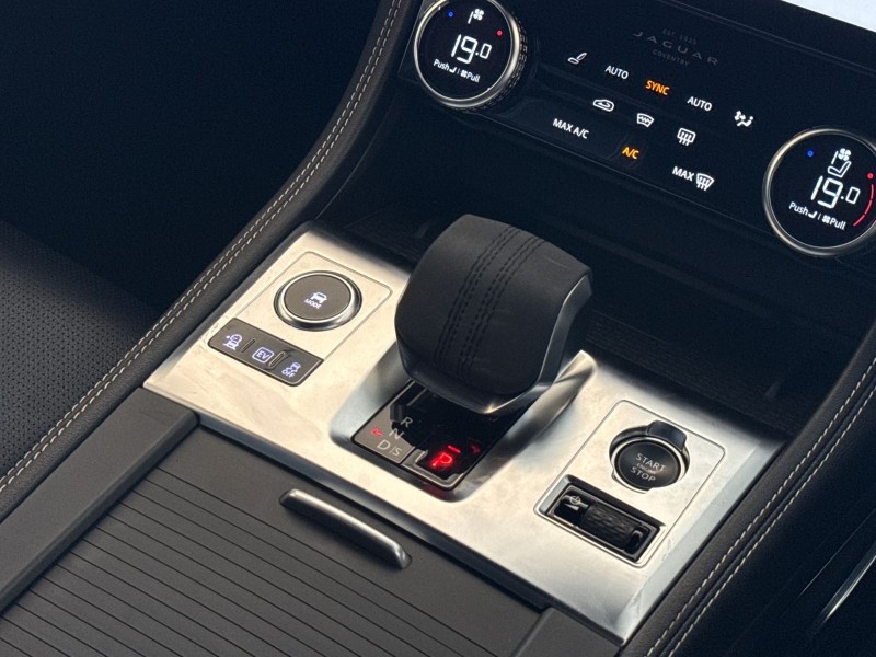 2023 (72) JAGUAR F-PACE 2.0 P400e R-Dynamic SE 5dr Auto AWD 5301192