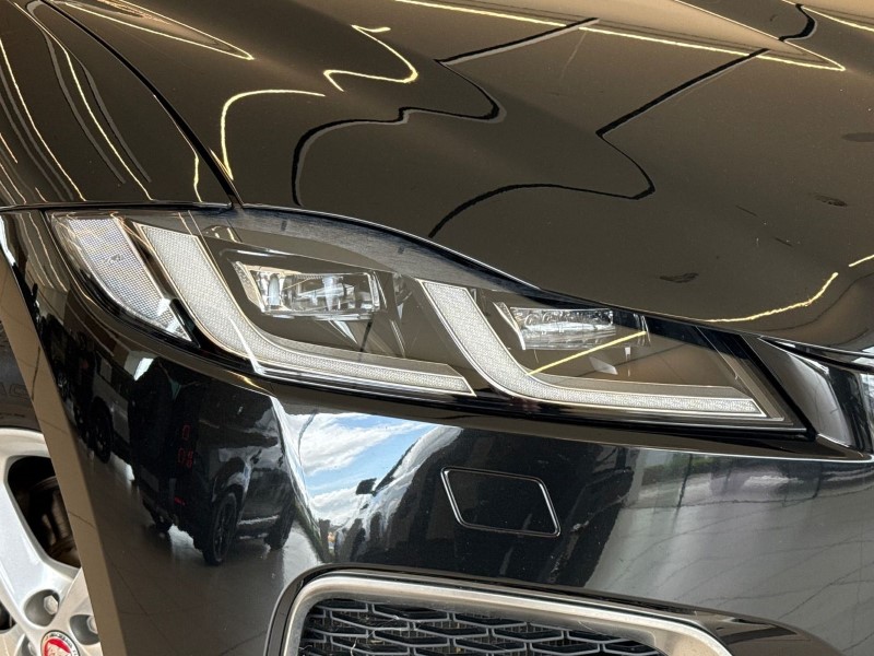 2023 (72) JAGUAR F-PACE 2.0 P400e R-Dynamic SE 5dr Auto AWD 5301196