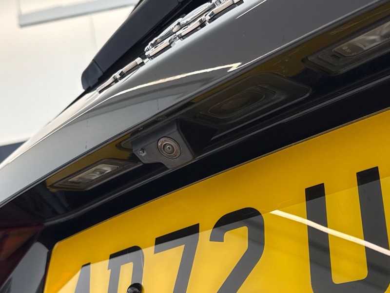 2023 (72) JAGUAR F-PACE 2.0 P400e R-Dynamic SE 5dr Auto AWD 5301220