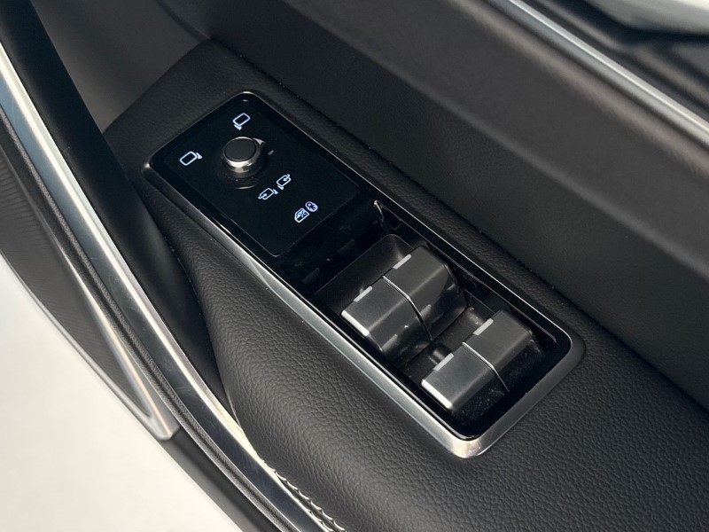 2023 (72) JAGUAR F-PACE 2.0 P400e R-Dynamic SE 5dr Auto AWD 5301201