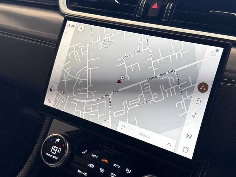 2023 (72) JAGUAR F-PACE 2.0 P400e R-Dynamic SE 5dr Auto AWD 5301190