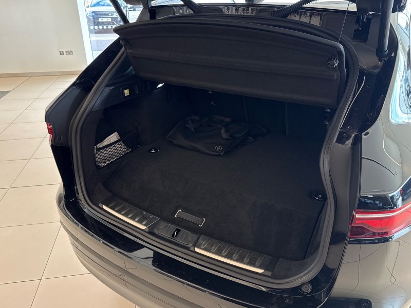 2023 (72) JAGUAR F-PACE 2.0 P400e R-Dynamic SE 5dr Auto AWD 5301218