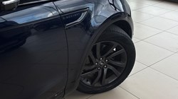 2021 (21) LAND ROVER DISCOVERY 3.0 D250 R-Dynamic S 5dr Auto 5314651