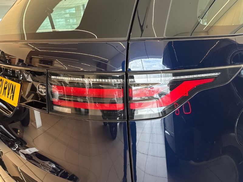 2021 (21) LAND ROVER DISCOVERY 3.0 D250 R-Dynamic S 5dr Auto 5390469