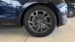 2021 (21) LAND ROVER DISCOVERY 3.0 D250 R-Dynamic S 5dr Auto 5390431