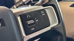 2021 (21) LAND ROVER DISCOVERY 3.0 D250 R-Dynamic S 5dr Auto 5314631