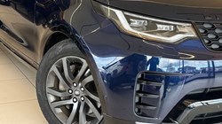 2021 (21) LAND ROVER DISCOVERY 3.0 D250 R-Dynamic S 5dr Auto 5314644