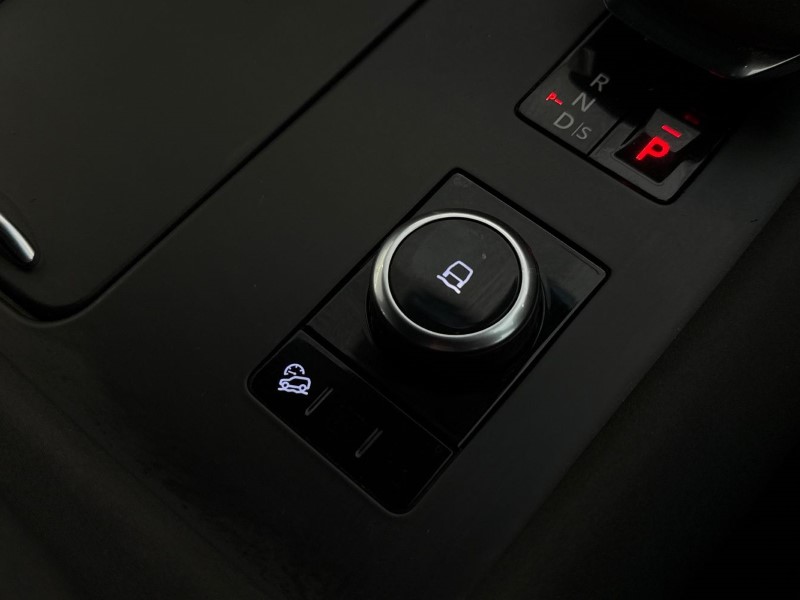 2021 (21) LAND ROVER DISCOVERY 3.0 D250 R-Dynamic S 5dr Auto 5314638