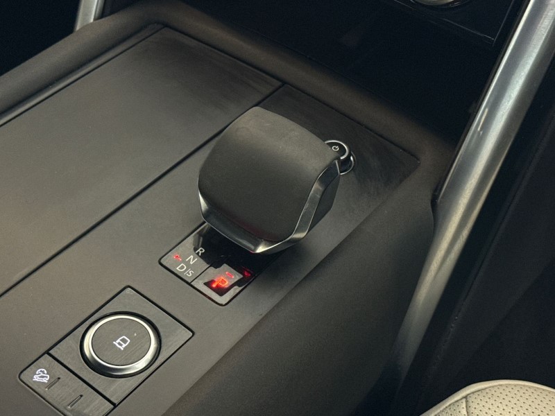 2021 (21) LAND ROVER DISCOVERY 3.0 D250 R-Dynamic S 5dr Auto 5314616