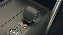 2021 (21) LAND ROVER DISCOVERY 3.0 D250 R-Dynamic S 5dr Auto 5314616