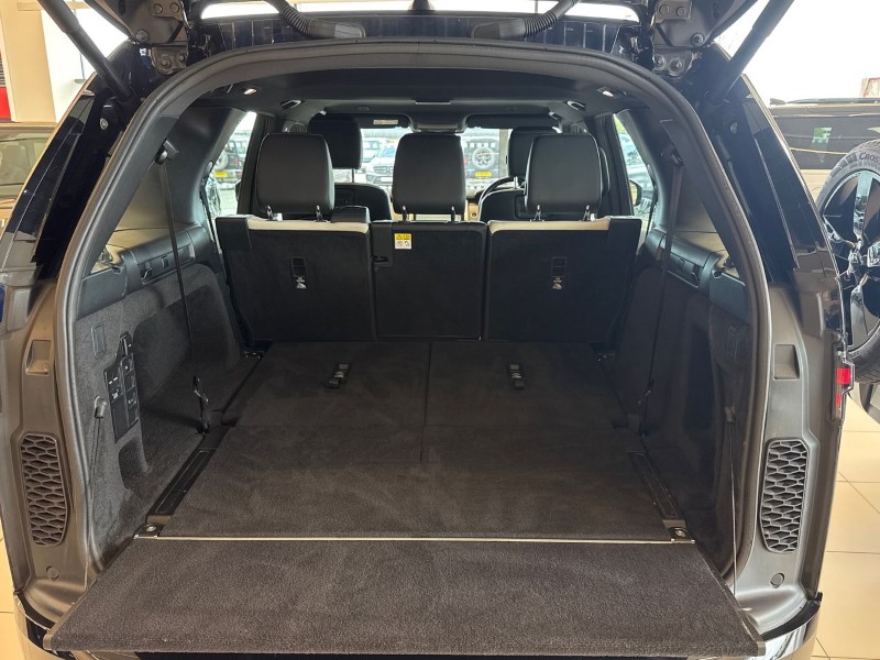 2021 (21) LAND ROVER DISCOVERY 3.0 D250 R-Dynamic S 5dr Auto 5314613