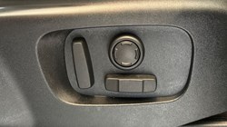 2021 (21) LAND ROVER DISCOVERY 3.0 D250 R-Dynamic S 5dr Auto 5314626