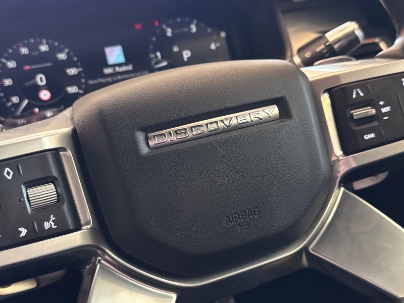 2021 (21) LAND ROVER DISCOVERY 3.0 D250 R-Dynamic S 5dr Auto 5390449