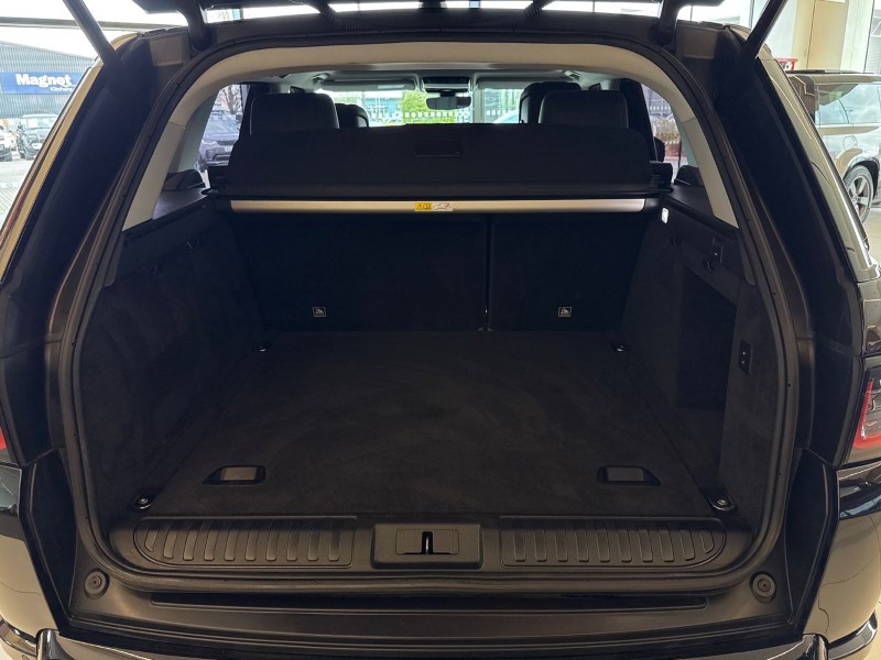 2022 (22) LAND ROVER RANGE ROVER SPORT 3.0 D250 HSE 5dr Auto 5312528