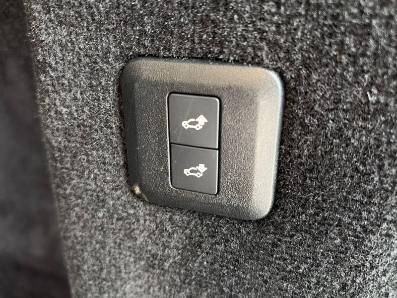 2022 (22) LAND ROVER RANGE ROVER SPORT 3.0 D300 HSE Silver 5dr Auto 5313307