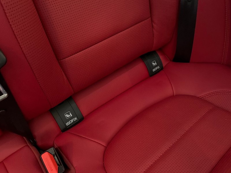 2022 (22) JAGUAR F-PACE 2.0 D200 R-Dynamic Black 5dr Auto AWD 5327352