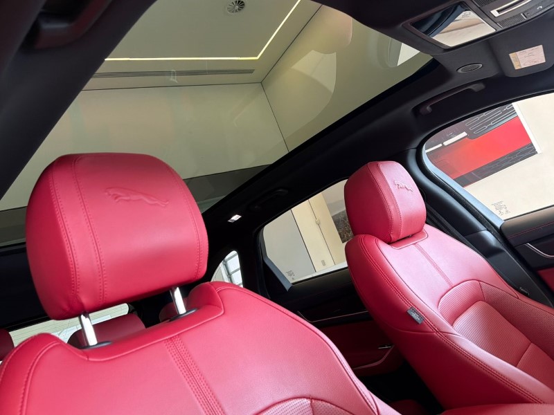 2022 (22) JAGUAR F-PACE 2.0 D200 R-Dynamic Black 5dr Auto AWD 5327337