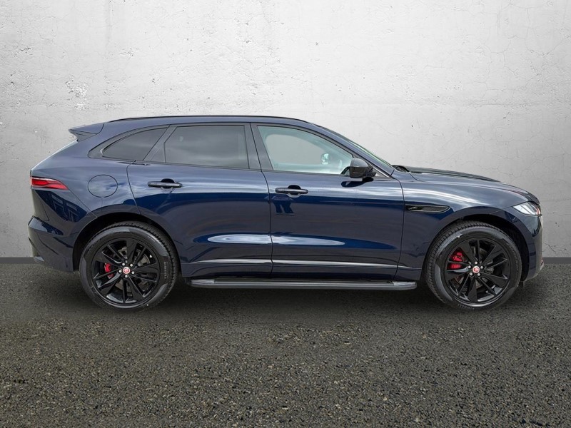 2022 (22) JAGUAR F-PACE 2.0 D200 R-Dynamic Black 5dr Auto AWD 5327321
