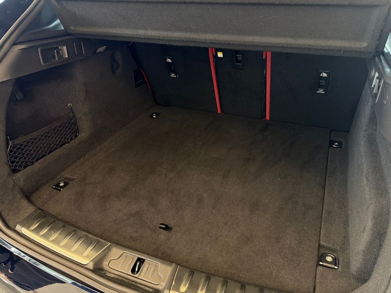 2022 (22) JAGUAR F-PACE 2.0 D200 R-Dynamic Black 5dr Auto AWD 5327354