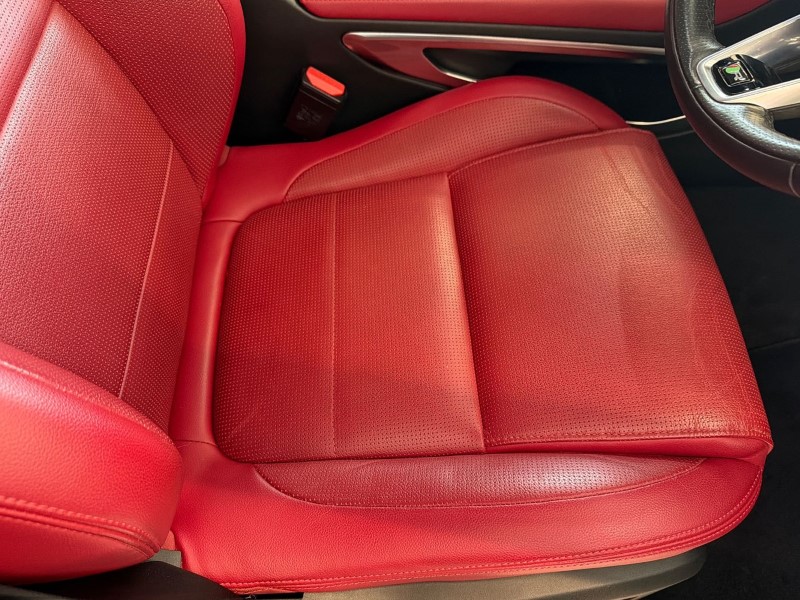 2022 (22) JAGUAR F-PACE 2.0 D200 R-Dynamic Black 5dr Auto AWD 5327341