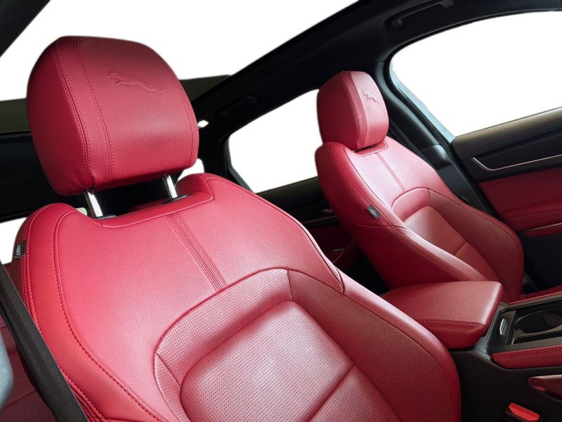 2022 (22) JAGUAR F-PACE 2.0 D200 R-Dynamic Black 5dr Auto AWD 5327342