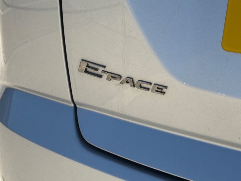 2018 (68) JAGUAR E-PACE 2.0d [180] R-Dynamic HSE 5dr Auto 5341033